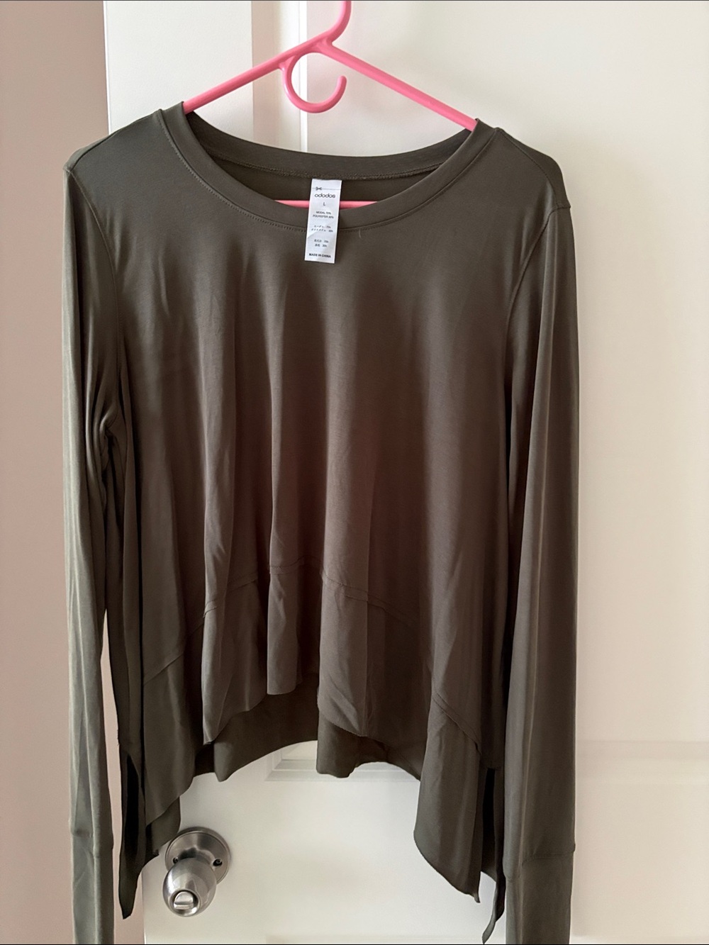Olive Long-Sleeve Crewneck Top - Unbranded